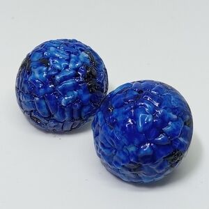 * vintage Japan blue resin clip on earrings